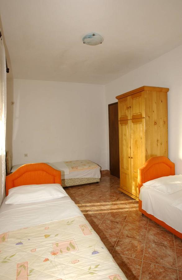 Mm Kovacevic Apartments Petrovac المظهر الخارجي الصورة