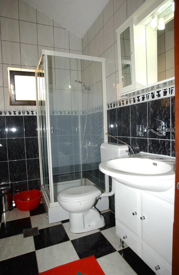 Mm Kovacevic Apartments Petrovac المظهر الخارجي الصورة